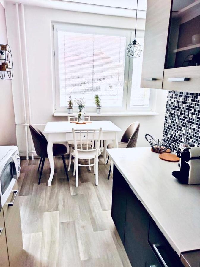 Apartman Domov Decin Exterior foto
