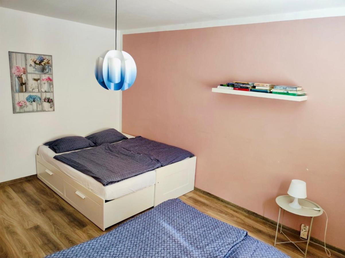 Apartman Domov Decin Exterior foto