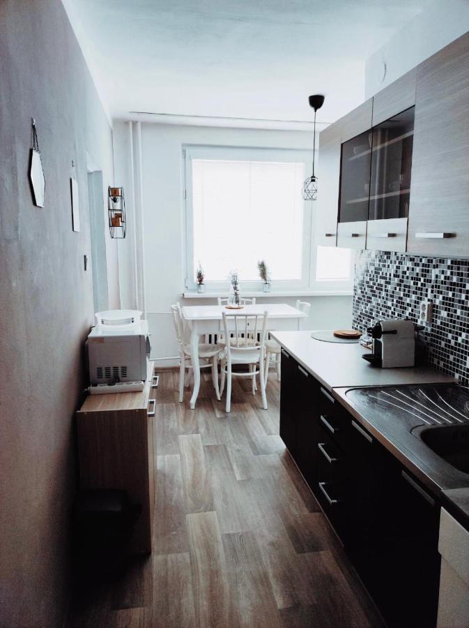 Apartman Domov Decin Exterior foto